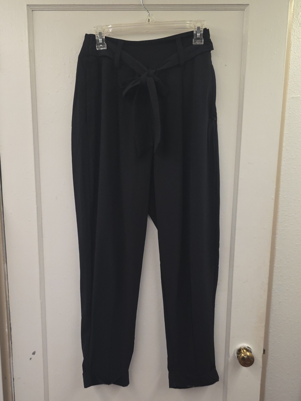 Athleta Cardiff Pant Black Featherweight Stretch Pull On Tie Waist Size 6